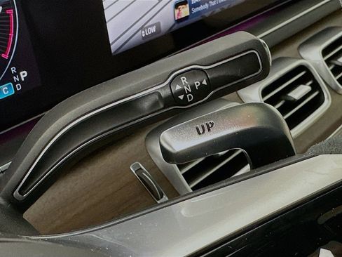 New 2026 Mercedes-Benz GLE 63 AMG S image 17