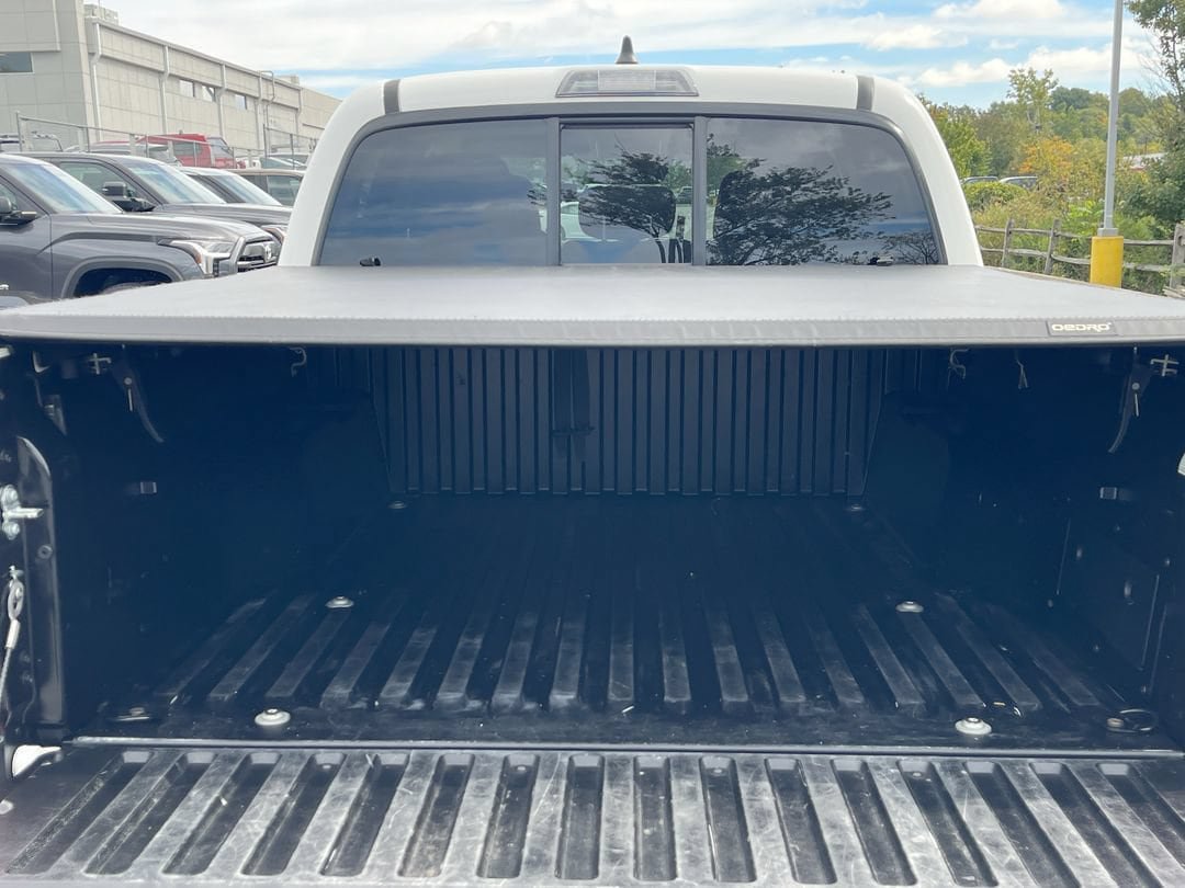 Certified 2023 Toyota Tacoma SR5 w/ SR5 Appearance Package RWD image 17