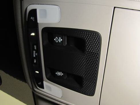 Certified 2023 Honda Pilot Elite image 8