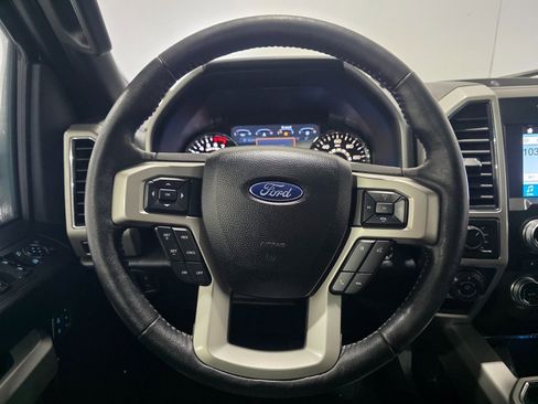 Used 2018 Ford F150 Lariat w/ Equipment Group 502A Luxury image 4