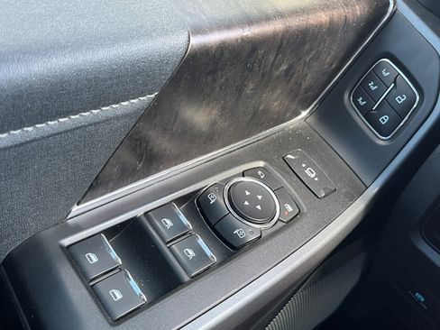 Used 2025 Ford F250 Lariat w/ Chrome Package AWD/4WD image 18