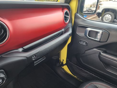 Used 2023 Jeep Gladiator Rubicon w/ LED Lighting Group image 36