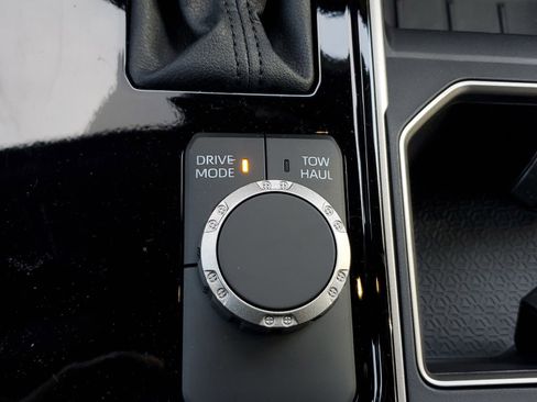 New 2025 Toyota Tundra SR5 image 30