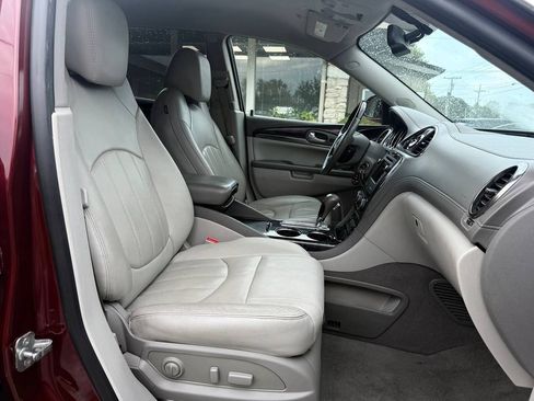Used 2017 Buick Enclave Leather FWD image 21
