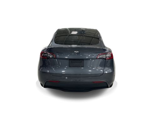 Certified 2023 Tesla Model Y Long Range AWD/4WD image 5