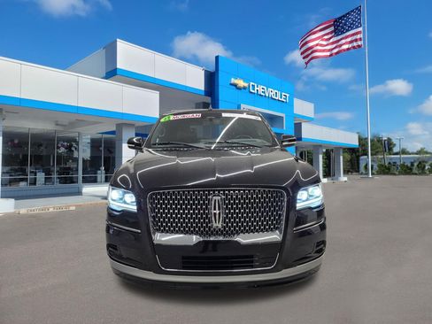 Used 2023 Lincoln Navigator L Reserve AWD/4WD image 8