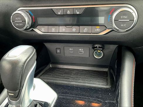 Used 2023 Nissan Altima 2.0 SR FWD image 15