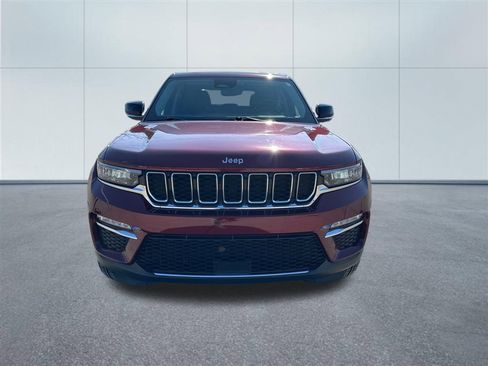 Used 2023 Jeep Grand Cherokee Limited image 10