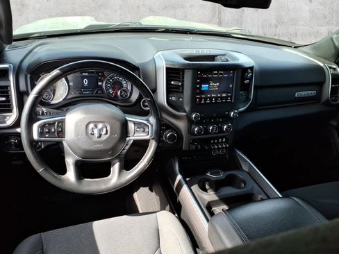 Used 2019 RAM 1500 Big Horn AWD/4WD image 5