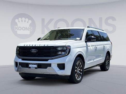 Used 2025 Ford Expedition Max Platinum AWD/4WD image 1