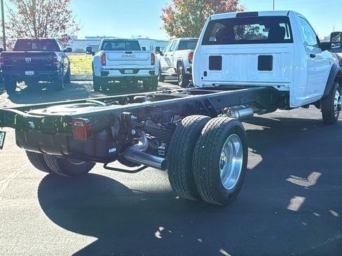 New 2026 RAM 5500 Tradesman w/ Chrome Appearance Group AWD/4WD image 3