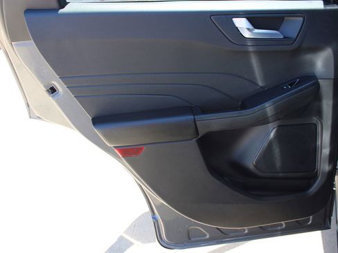 Used 2024 Ford Escape Platinum AWD/4WD image 41