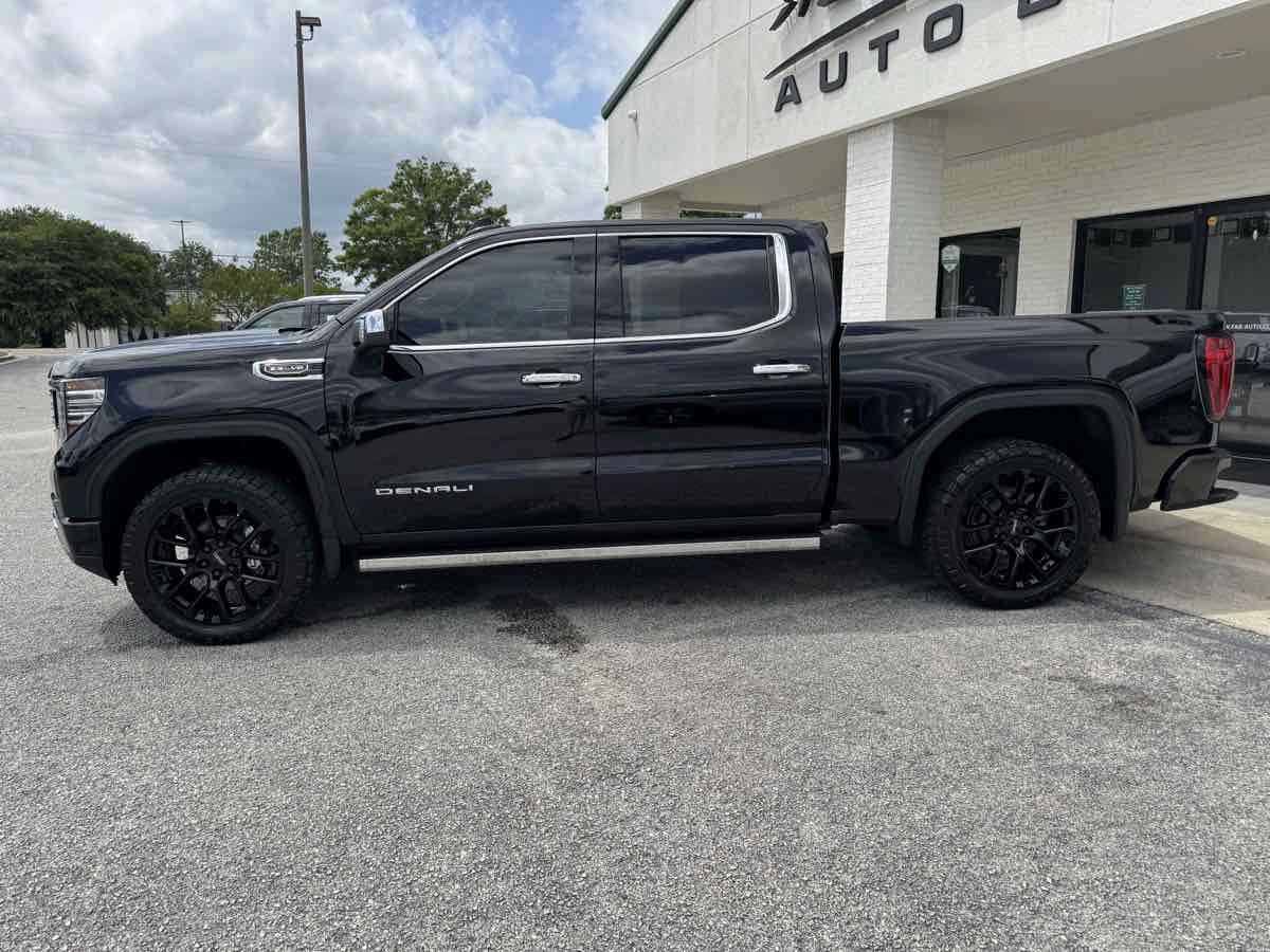 Used 2023 GMC Sierra 1500 Denali AWD/4WD image 47