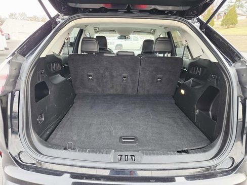 Used 2023 Ford Edge SEL image 13