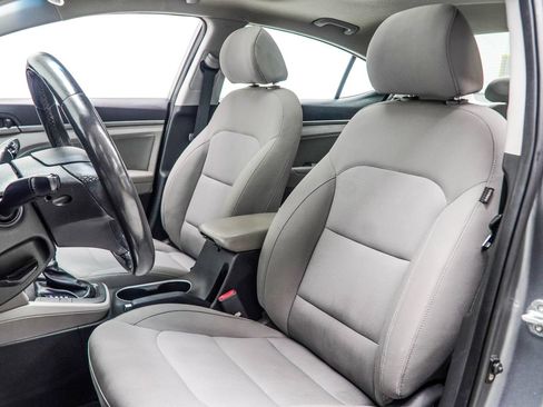 Used 2018 Hyundai Elantra Value Edition FWD image 34