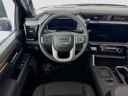 New 2025 GMC Sierra 3500 Denali w/ Denali Reserve Package image 23