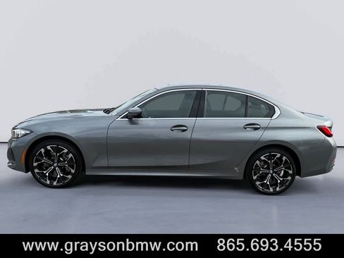 Used 2025 BMW 330i Sedan image 12