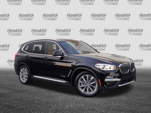Used 2018 BMW X3 xDrive30i image 2