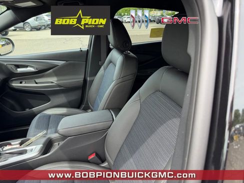New 2026 Buick Envista Preferred FWD image 6