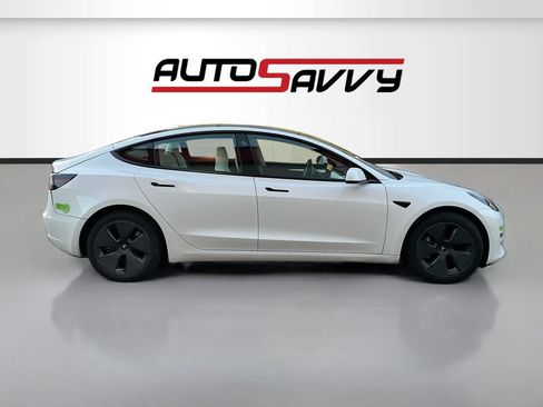 Used 2023 Tesla Model 3 Standard Range RWD image 8