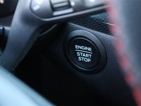 Used 2025 Ford Escape ST-Line image 14