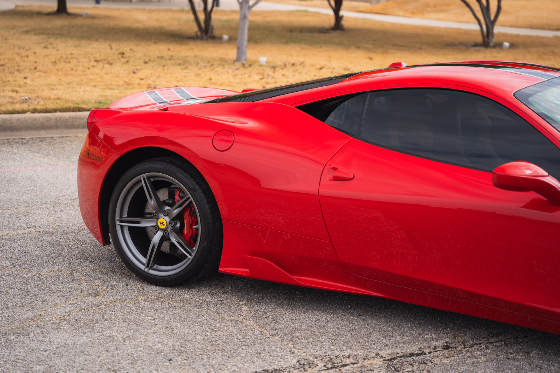 Used 2014 Ferrari 458 Speciale Coupe RWD image 30