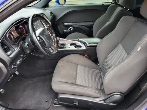 Used 2021 Dodge Challenger R/T w/ Blacktop Package image 15