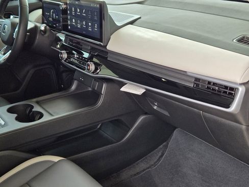 Used 2024 Honda Prologue Touring image 28