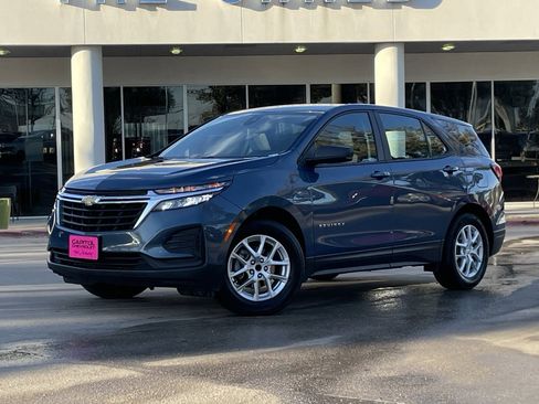 Used 2024 Chevrolet Equinox LS image 1