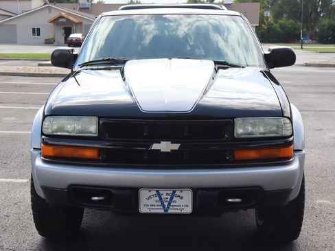 Used 2002 Chevrolet Blazer LS w/ Preferred Equipment Group AWD/4WD image 12