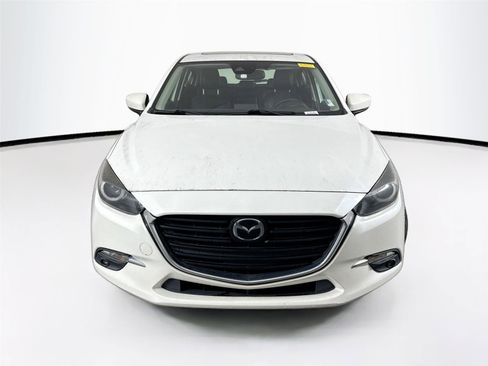 Used 2018 MAZDA MAZDA3 Grand Touring w/ Premium Equipment Package image 3