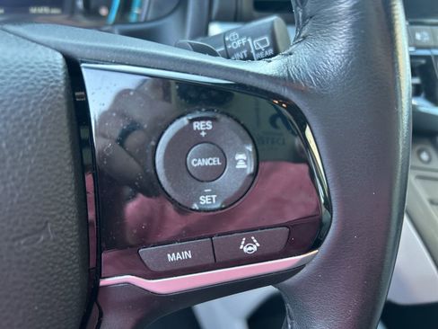 Used 2018 Honda Odyssey EX-L image 18