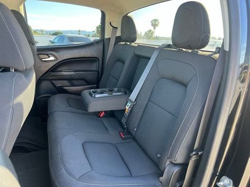 Used 2022 Chevrolet Colorado LT w/ Safety Package RWD image 21