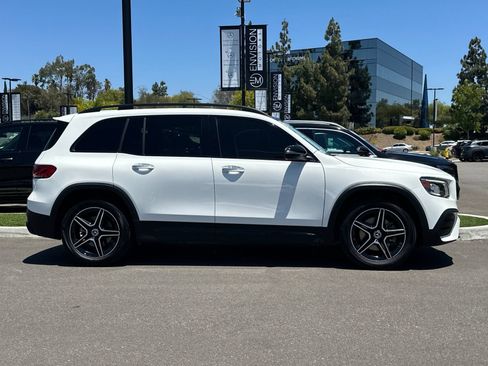 Certified 2023 Mercedes-Benz GLB 250 image 2