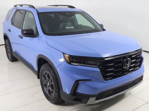 Used 2023 Honda Pilot TrailSport image 54