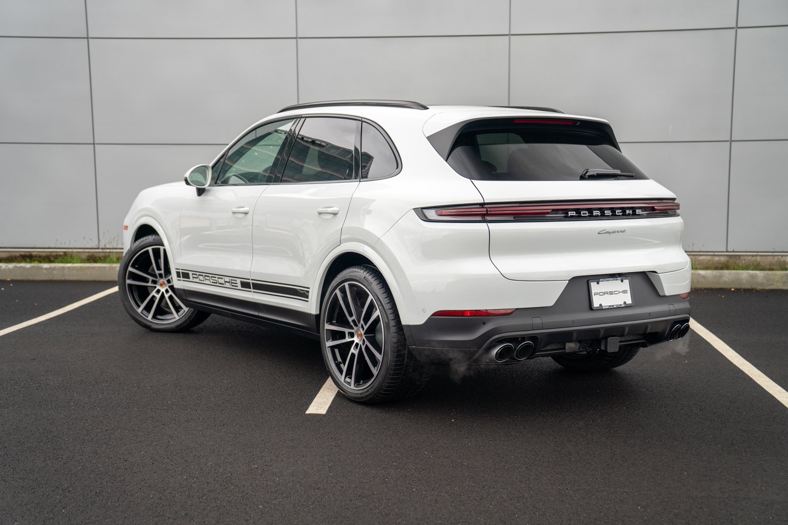 Certified 2026 Porsche Cayenne AWD/4WD image 3