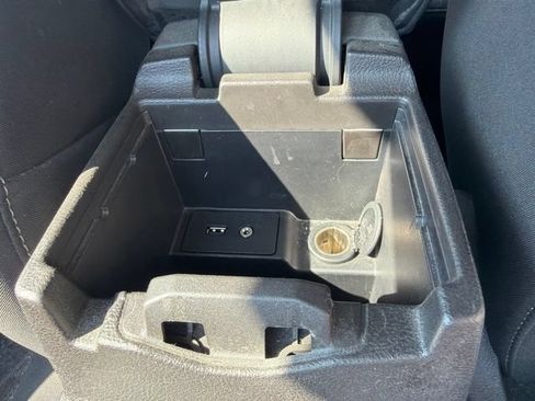 Used 2016 Ford Focus SE FWD image 31