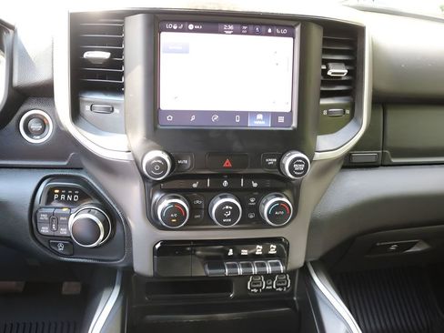 Used 2022 RAM 1500 Big Horn w/ Night Edition AWD/4WD image 23
