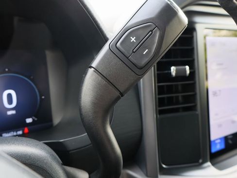 Used 2025 Ford F150 XLT w/ Equipment Group 301A Standard image 18