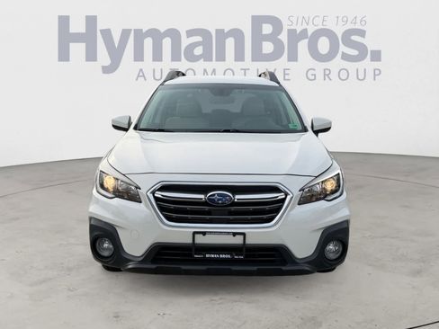 Used 2019 Subaru Outback 2.5i Premium w/ Popular Package #2 AWD/4WD image 9