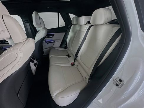 Certified 2025 Mercedes-Benz GLC 300 image 25