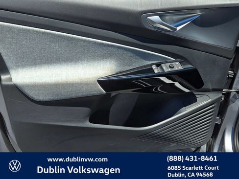 Certified 2023 Volkswagen ID.4 Pro RWD image 10