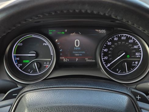 Used 2022 Toyota Camry XSE w/ Navigation Upgrade Package FWD image 29