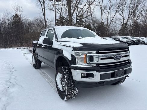 Used 2020 Ford F150 XLT image 3