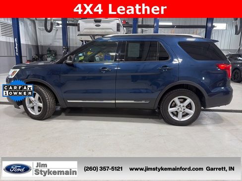 Used 2016 Ford Explorer XLT w/ Equipment Group 202A image 3