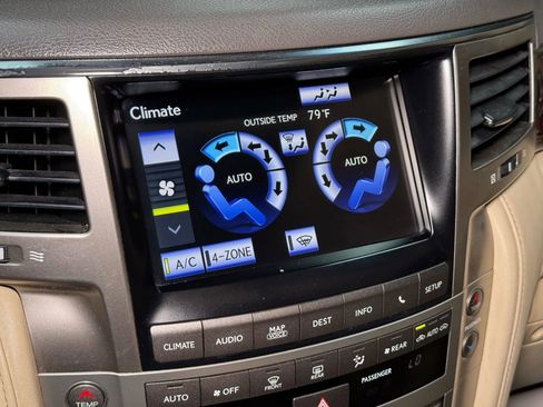 Used 2013 Lexus LX 570 4WD image 62