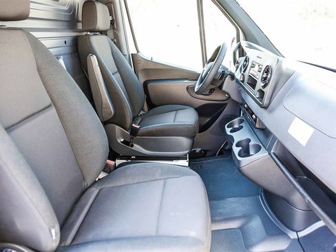 New 2025 Mercedes-Benz Sprinter 2500 image 14