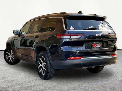 Used 2023 Jeep Grand Cherokee L Limited AWD/4WD image 4