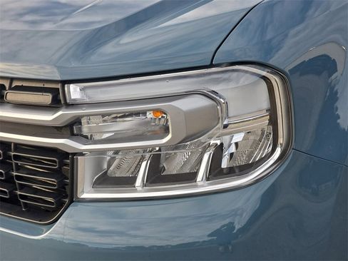 Used 2022 Ford Maverick Lariat w/ Lariat Luxury Package image 28