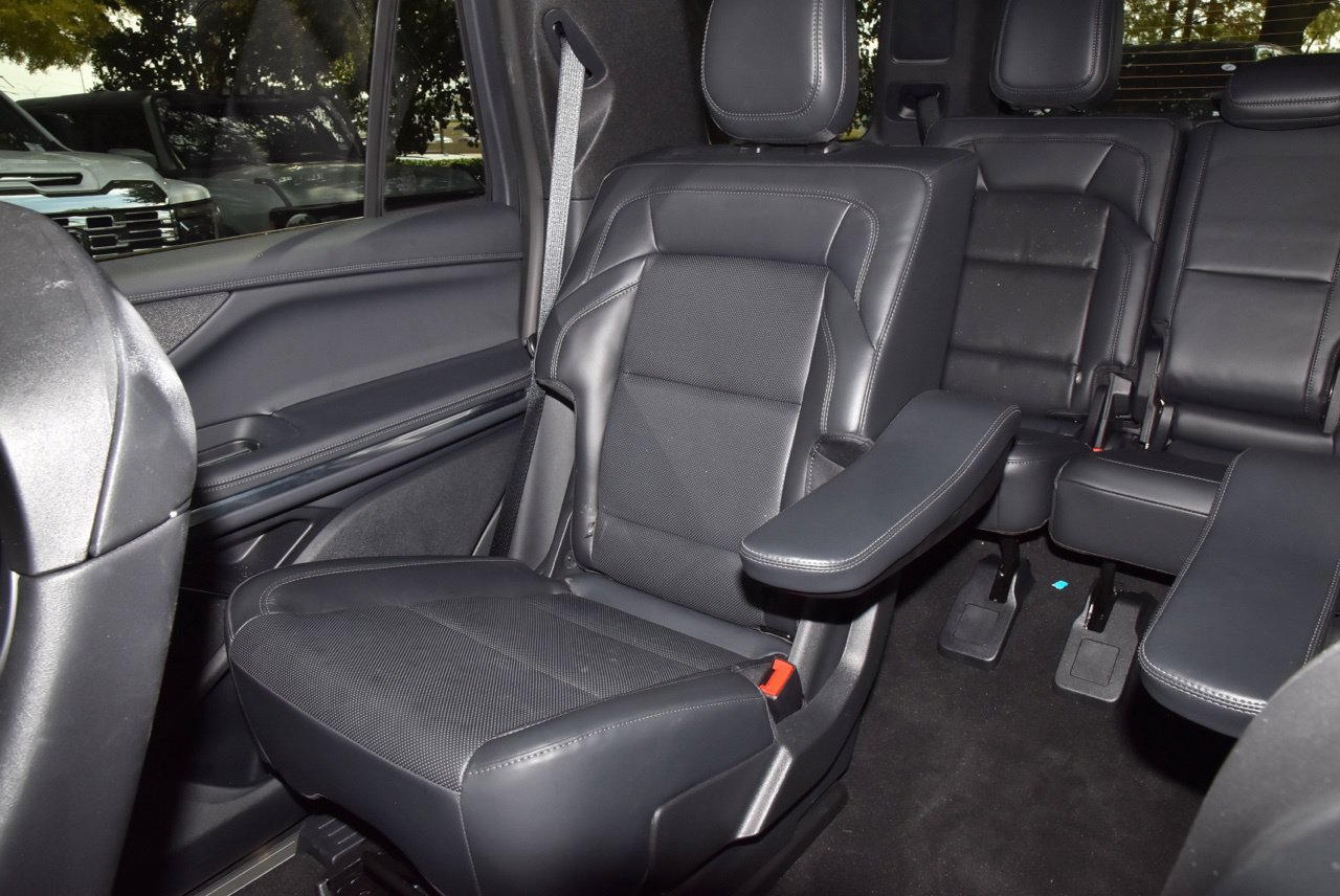 New 2026 Lincoln Navigator Reserve w/ Jet Appearance Package AWD/4WD image 20